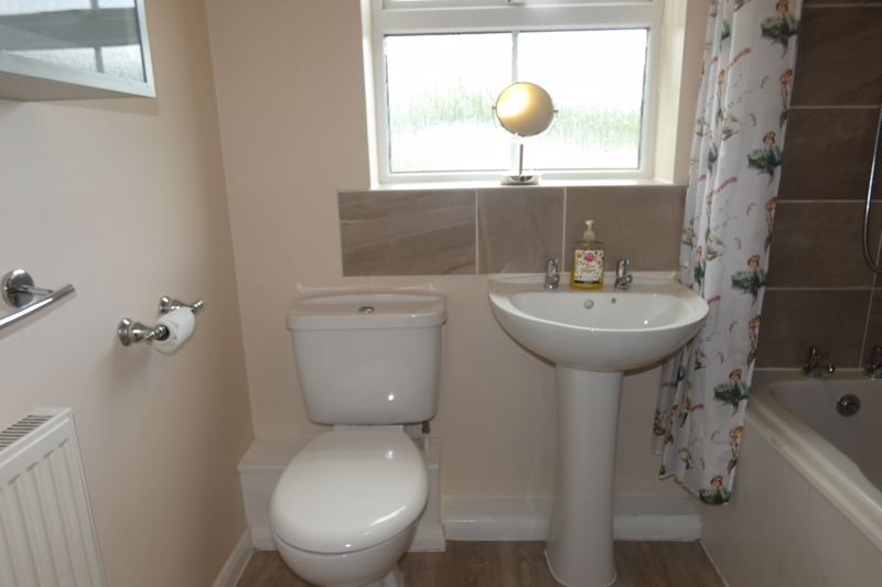 Family Bathroom- click for photo gallery